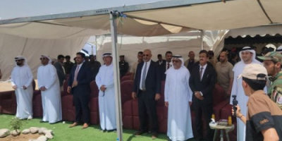 الرئيس الزُبيدي يفتتح محطة الطاقة الشمسية في شبوة بقدرة 53 ميجاوات