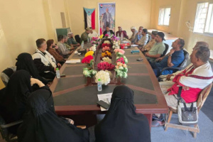 انتقالي يهر والسلطة المحلية يعقدان لقاءً مشتركًا لتنسيق عملية ضبط الأسعار