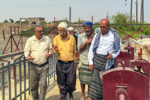 وزارة الزراعة والأسماك تنفذ نزول ميداني إلى المناطق التي تعرضت لأضرار سيول استثنائية في عدن ولحج 