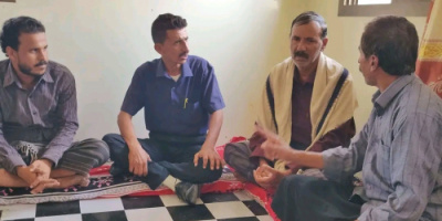 انتقالي شبوة يتفقد عددًا من أسر الشهداء والجرحى وذوي الاحتياجات الخاصة بالمحافظة