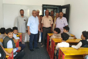 مدير عام مكتب التربية والتعليم بالضالع يدشن العام الدراسي الجديد