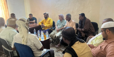 انتقالي الشحر يعقد لقاءً مشتركاً مع مكتب التجارة والصناعة بالمديرية