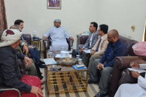 محافظ سقطرى يستقبل فريق التوجيه والرقابة الرئاسي ويؤكد  أهمية تعزيز العمل المؤسسي