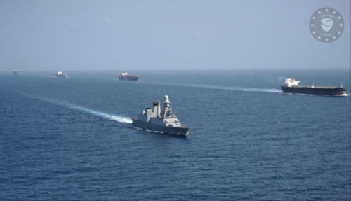 إيطاليا تؤمن مرور سفن تجارية في البحر الأحمر