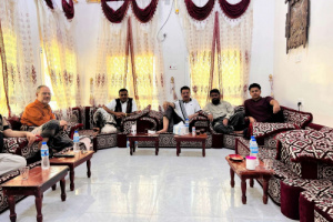 فريق التوجيه والرقابة الرئاسي يعقد لقاءً مع وكيل محافظة سقطرى وعميد كلية التربية بالمحافظة