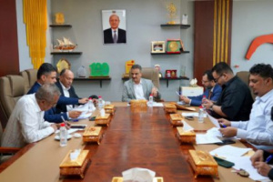 لملس يستعرض خطة برنامج مؤتمر عدن الاقتصادي