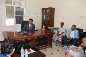 فريق التوجيه والرقابة الرئاسي يزور مكتب وزارة المالية بمحافظة سقطرى