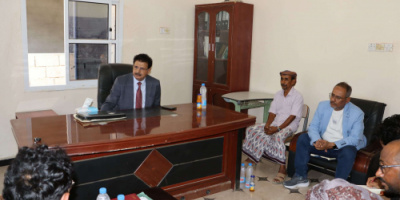فريق التوجيه والرقابة الرئاسي يزور مكتب وزارة المالية بمحافظة سقطرى