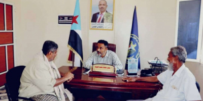 رئيس انتقالي أبين يناقش مع مدير البحث الجنائي بالمحافظة تعزيز الأداء الأمني