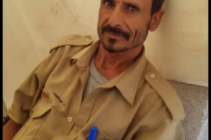 مدير عام الشعيب يعزي باستشهاد الجندي البطل علي أحمد علي مصلح