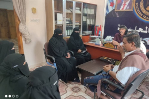 رئيس تنفيذية انتقالي مديرية سيئون يلتقي وفد من قسم المرأة والطفل بانتقالي مديرية القطن