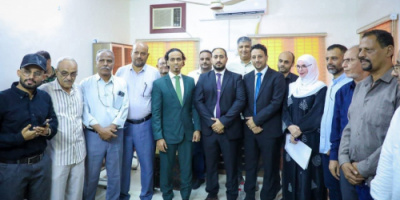 الأمين العام يشرف على مراسم تسليم مهام رئيس هيئة الأراضي