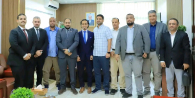 الأمين العام يشهد مراسم تسليم مهام نائب وزير الإعلام والثقافة ونائِبي المدير التنفيذي لشركة النفط