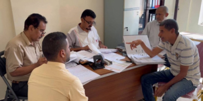 فريق الرقابة والتوجيه الرئاسي يعقد اجتماعاً مع مدير إدارة الشباب والرياضة في انتقالي الضالع