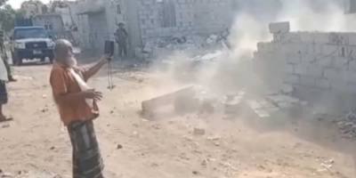 بتوجيهات معاوية وقيادة الحالمي .. إزالة بناء عشوائي بممدارة الشيخ عثمان