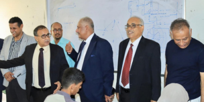 الجاوي والأصور يدشنان امتحانات القبول للعام الجامعي 2025–2026 بكلية الحاسوب وتقنية المعلومات – المعلا