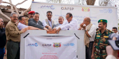 الوزير السقطري يضع حجر الأساس لمشروع تأهيل مركز بحوث الثروة الحيوانية والطب البيطري بكلية ناصر الزراعية