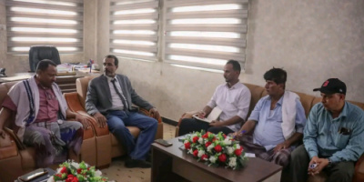 فريق التوجيه يلتقي مديري مكتب الخدمة المدنية وهيئة مشاريع مياه الريف بالمهرة