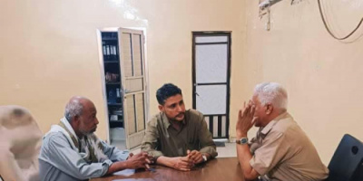 انتقالي أبين يناقش مع مدير مؤسسة الكهرباء أسباب انقطاع التيار وتأخر إمدادات الوقود