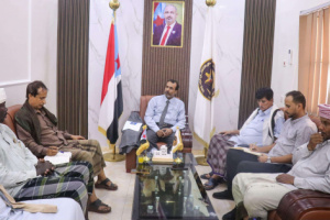 فريق التوجيه والرقابة الرئاسي يطّلع على نشاط إدارة التعليم بانتقالي المهرة