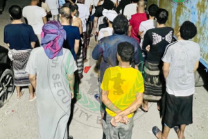 الإدارة العامة لمكافحة المخدرات ترحل 30 متهماً في قضايا المخدرات إلى السجون المركزية بعدن