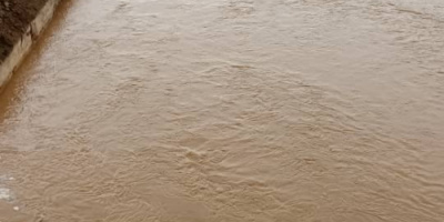 فاجعة تهز أبين.. غرق خمس نساء من أسرة واحدة في حفرة سيول بأحور ( أسماء)