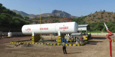 افتتاح أول محطتي غاز منزلي في مديرية الأزارق