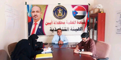 فريق الرقابة والتوجيه الرئاسي يطلع على نشاط عدد من الإدارات بانتقالي أبين