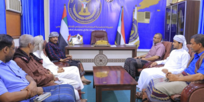 الناطق الرسمي للمجلس الانتقالي يزور مقر تنفيذية انتقالي وادي وصحراء حضرموت