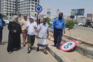 بدء تركيب اللوحات الإرشادية المرورية في شوارع المنصورة