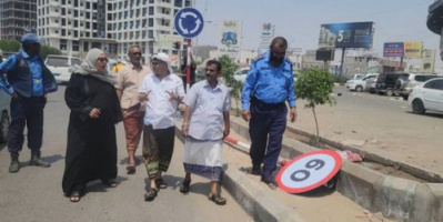 بدء تركيب اللوحات الإرشادية المرورية في شوارع المنصورة