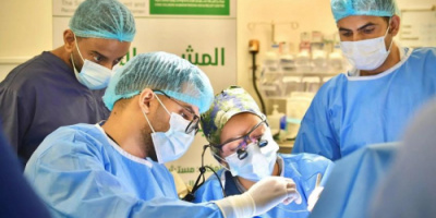  الفريق الطبي لمركز الملك سلمان للاغاثة يجري 108 عملية جراحية للأطفال في العاصمة عدن