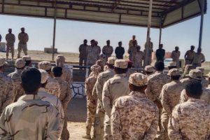 رئيس عمليات اللواء الثاني دفاع ساحلي يلقي محاضرة توجيهية لتعزيز الانضباط ورفع الروح المعنوية باللواء