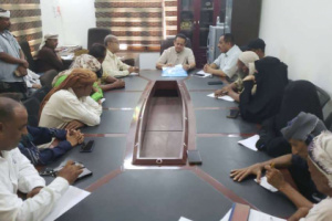 فريق التوجيه يعقد لقاءً مشتركًا مع قيادتي الانتقالي والسلطة المحلية في تبن