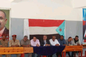 فريق التوجيه يعقد لقاءً مشتركًا مع قيادتي الانتقالي والسلطة المحلية في حبيل جبر