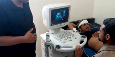 الداعري يتفقد سير عمل الخدمات الطبية في اللواء الأول صاعقة بمحور الضالع
