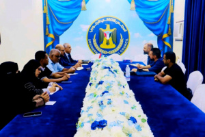 فريق التوجيه يبحث مع وفد المعهد الأوروبي للسلام مستجدات الأوضاع في حضرموت