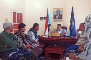 رئيس انتقالي أبين يناقش آليات التنسيق المشترك بين السلطة المحلية واللجنة الأهلية بزنجبار