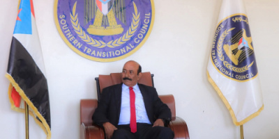 رئيس انتقالي شبوة يدين الاعتداء على الصحفي صالح أبو عوذل