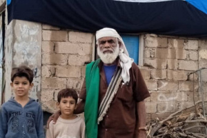 بمناسبة العيد الوطني الاكتوبري صرة النخعيين تزين باعلام الجنوب