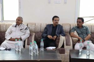 فريق التوجيه يلتقي لجنة التنمية بسقطرى ويؤكد أهمية توحيد الجهود لخدمة المحافظة