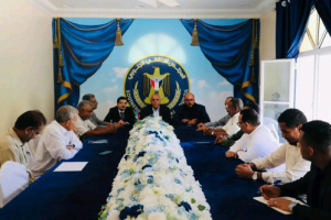 فريق التوجيه والرقابة الرئاسي يلتقي نائب وزير المياه والبيئة