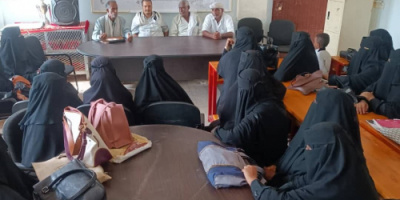 انتقالي خنفر يكرم عدداً من معلمي مدرسة الشهيد عبده هيثم بمدينة الكود