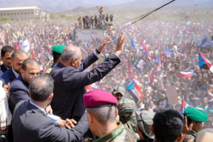 الرئيس الزُبيدي يشهد المهرجان الجماهيري الحاشد في الضالع بمناسبة الذكرى الـ62 لثورة 14 أكتوبر المجيدة