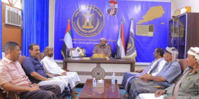 رئيس انتقالي وادي حضرموت يلتقي مدير عام مديرية رخية