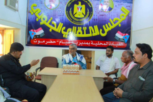 رئيس انتقالي شبام يناقش مع مدير أمن المديرية خطة تأمين فعالية ذكرى أكتوبر