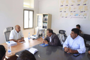 فريق التوجيه والرقابة الرئاسي يتفقد فرع الجهاز المركزي للإحصاء بشبوة