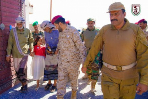 قيادات دفاع شبوة تزور منزل الشهيد السليماني وتلتقي أسرته
