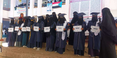 انتقالي يهر والسلطة المحلية يكرمان أوائل طلاب ثانوية الشهيد عبدالمحسن بالمديرية