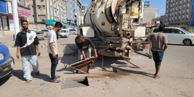 مدير عام المنصورة يوجه بتنفيذ حملة تنظيف شبكة الصرف الصحي بالمديرية